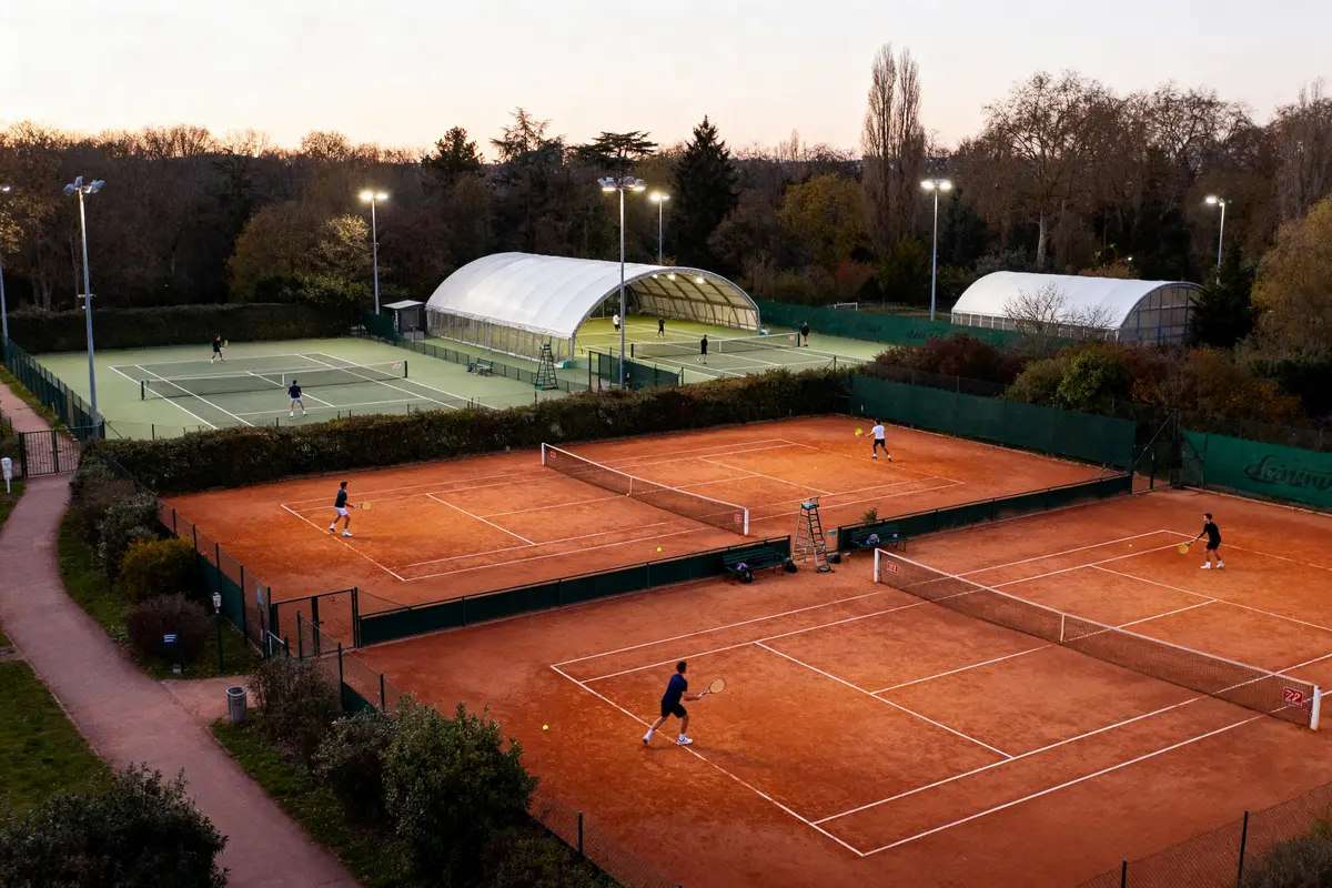 Tennis club de Sceaux : terrains, membres et activités
