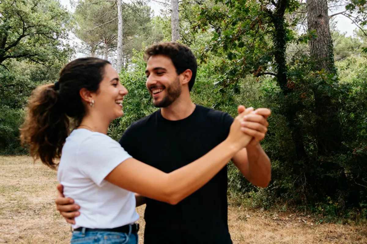 Danse de couple : Comment débuter et choisir sa danse ?