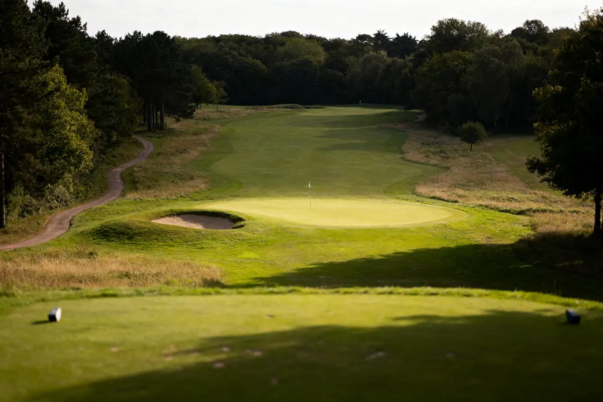 Golf de Tréméreuc : parcours 9 trous technique et arboré