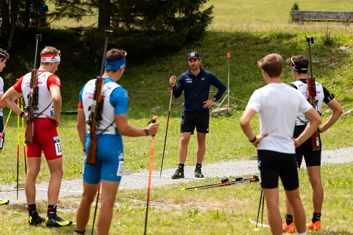 Julien Bouchet Biathlon : L’homme discret derrière les champions